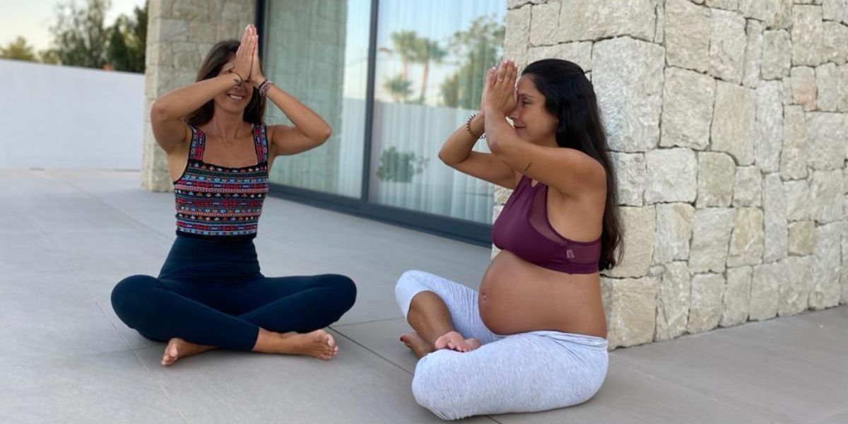 posturas de yoga para embarazadas